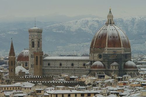 Foto Duomo di Firenze con Neve
